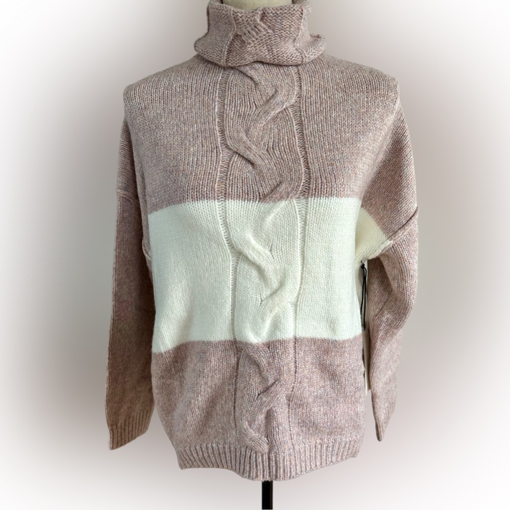 Pinch Cable Knit Sweater - Cream and Brown
